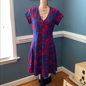Banana Republic floral v neck dress